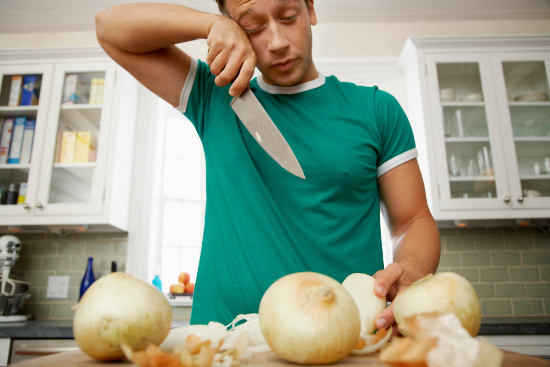 Почему каждый должен включить горький овощ в свой рацион: польза лука