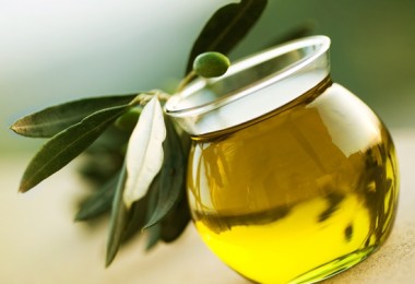 Чем полезно оливковое масло натощак?