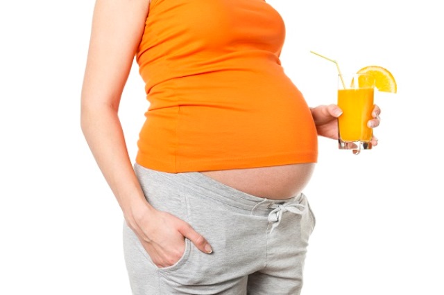 Подходит ли витамин С для беременных: пить или не пить?