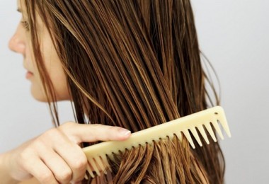 Как правильно ухаживать за длинными волосами?