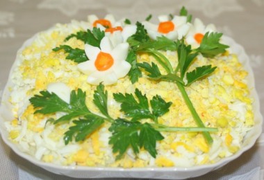 Салат с ананасами консервированными: пошаговые рецепты с фото