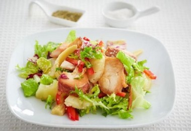 Салат с курицей и кукурузой: рецепты приготовления и фото