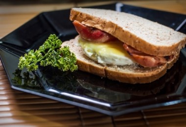 Бутерброды с яйцом и ветчиной: пошаговые рецепты с фото, как приготовить, ингредиенты, состав