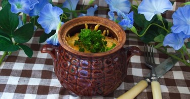 Рагу из говядины с подливкой, овощами и картофелем