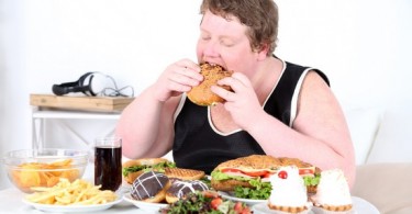 Что делать при переедании, и почему так важно быть умеренным в еде?
