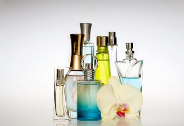 Как правильно наносить духи: парфюмерный этикет
