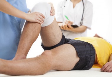 Киста Бейкера коленного сустава: причины, способы лечения и показания для операции