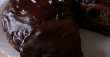 Пирог с черносливом: лучшие рецепты выпечки с пошаговыми фото