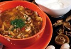 Солянка из квашеной капусты: рецепт с грибами, мясом