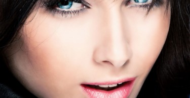 макияж для брюнеток с голубыми глазами