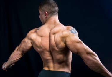 Упражнения на широчайшие мышцы спины для женщин и мужчин