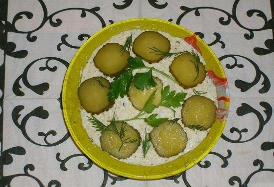 как приготовить салат «Еврейский» с сыром