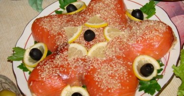Салат «Морская звезда» с красной рыбой: рецепты с фото