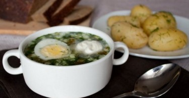 Суп из зеленого лука (куриный, с яйцом)