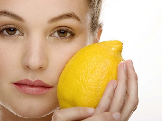 Как сделать из лимона отбеливающую маску для лица?